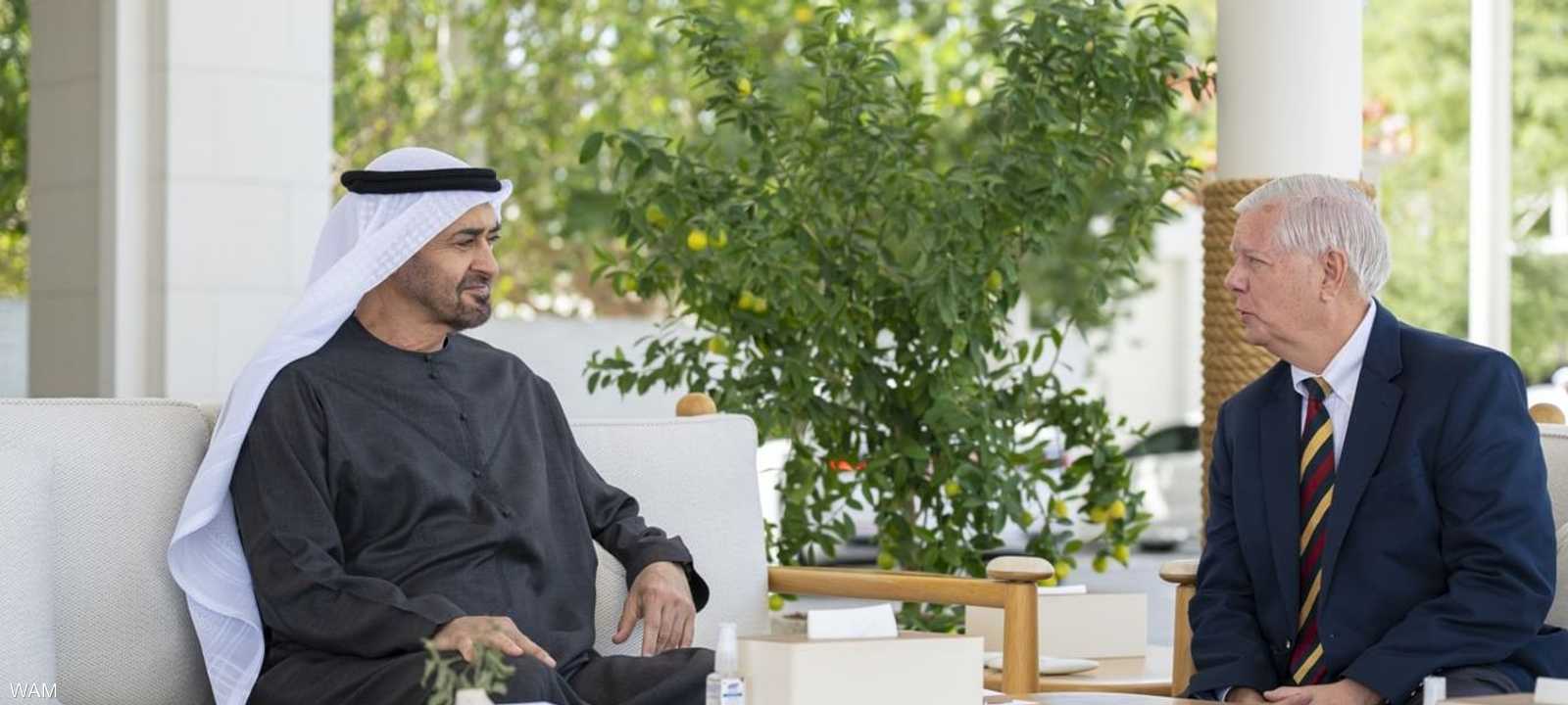 جرى اللقاء بقصر الشاطئ في أبوظبي