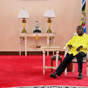 قدم دقلو شرحا مفصلا لموسفيني حول التطورات في السودان