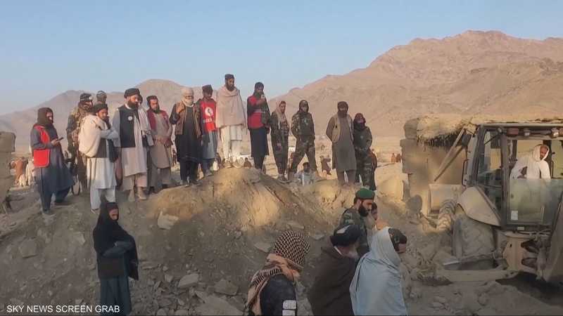 طالبان الباكستانية تفجر توترا جديدا بين باكستان وأفغانستان