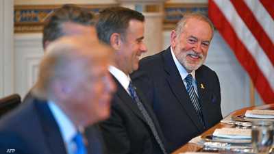 السفير الأميركي لدى إسرائيل، مايك هاكابي، رفقة دونالد ترامب