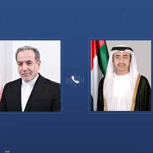 عبدالله بن زايد يتلقى اتصالا هاتفيا من وزير خارجية إيران