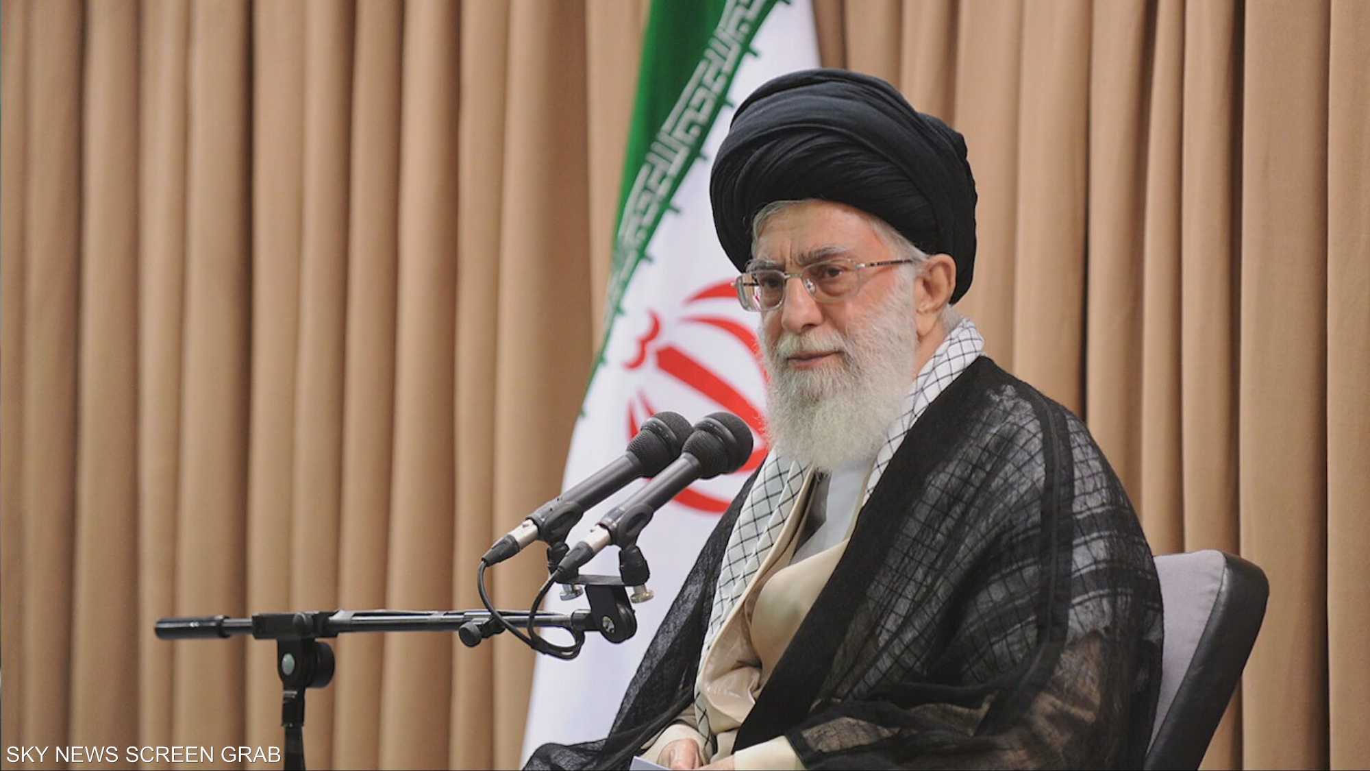 طهران وواشنطن.. صفقة أم صدام؟