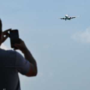 نصحت سنغافورة مواطنيها بمواصلة تأجيل جميع الرحلات إلى إيران