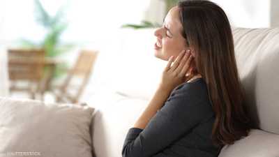 لماذا تشعر المرأة بالألم أكثر من الرجل؟.. دراسة تجيب