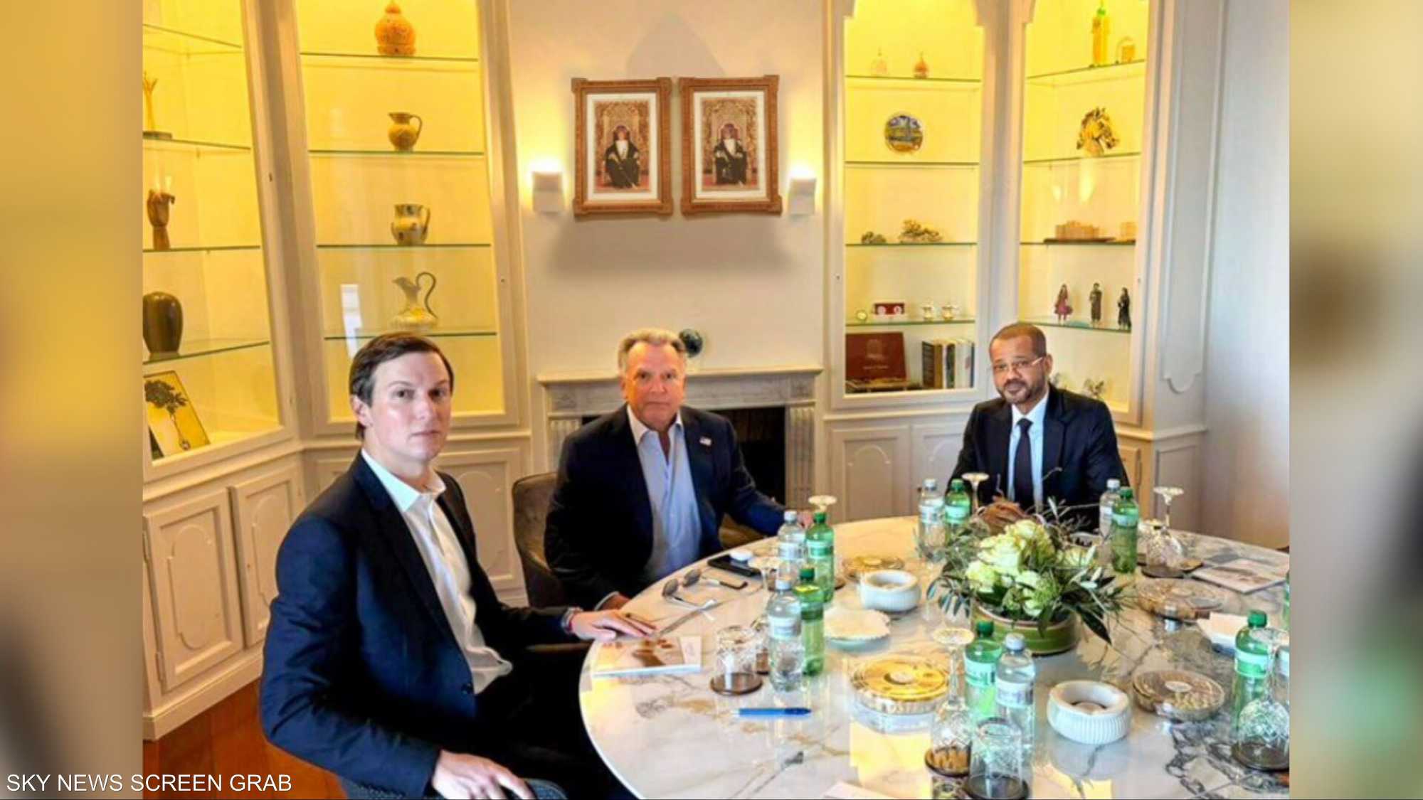 مفاوضات أميركية إيرانية حاسمة في جنيف بوساطة عمانية