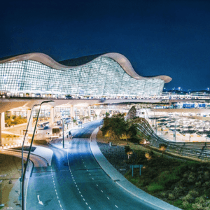 مطار زايد الدولي في أبوظبي