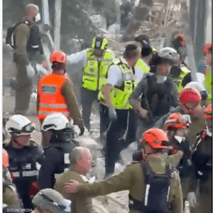 الهجوم أدى إلى تدمير 8 منازل