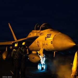 طائرة أميركية تستعد لتوجيه ضربة في إيران