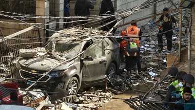 لبنان.. عشرات الضحايا جراء الضربات الإسرائيلية ونزوح الآلاف