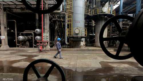 الصين - مصفاة نفط في ووهان