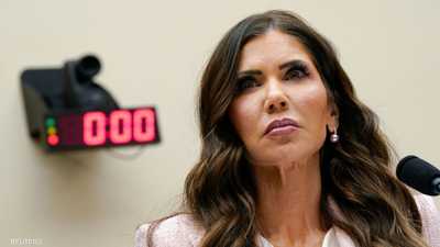 ترامب يقيل وزيرة الأمن الداخلي بسبب "حملة إعلانية"