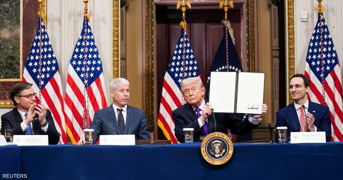 ترامب يتعهد اتخاذ إجراءات إضافية للحد من ارتفاع أسعار النفط