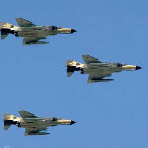 طائرات من طراز فانتوم إف 4 تابعة لسلاح الجو الإيراني