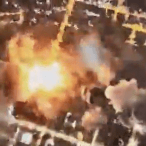 شاركت 50 طائرة مقاتلة في الغارات