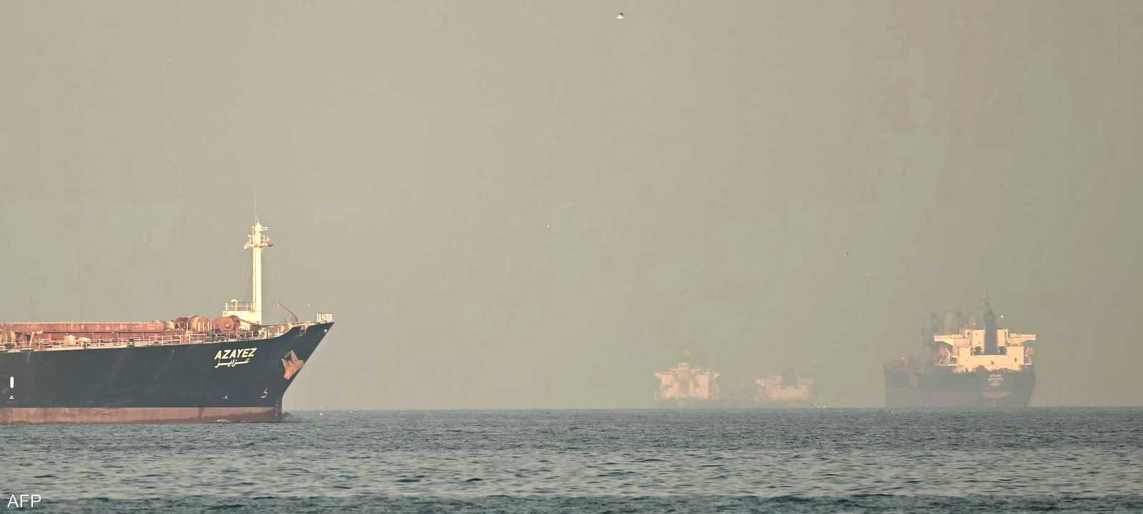 التشويش العسكري أربك حركة السفن في مضيق هرمز