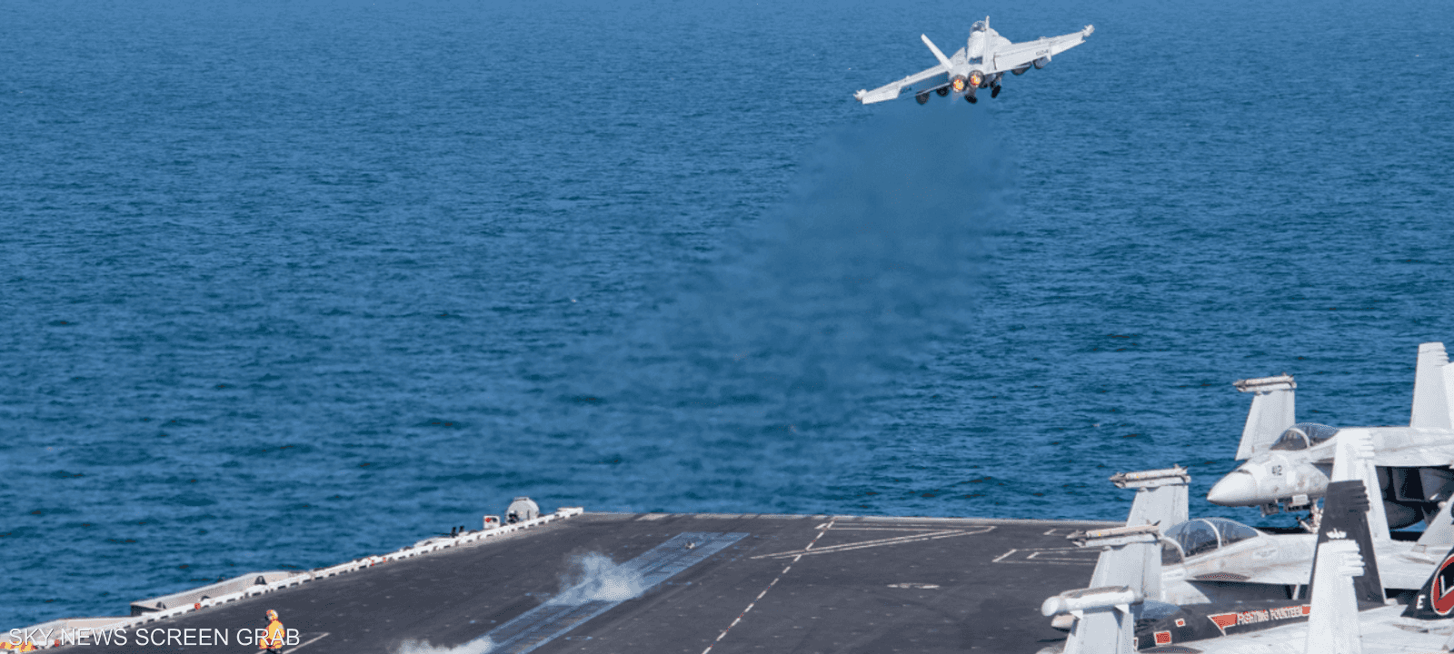 نشرت سنتكوم مجموعة صور للحاملة