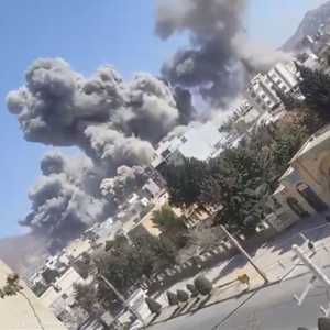 جانب من القصف على إيران