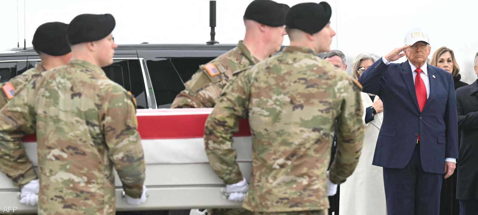 ترامب يحضر مراسم إعادة جثامين ستة جنود قتلوا في الشرق الأوسط
