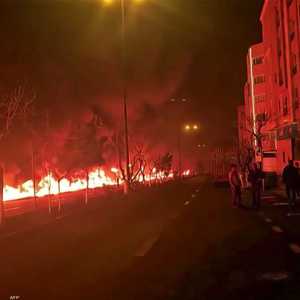 صورة متداولة اندلاع حريق في مستودع نفطي في طهران