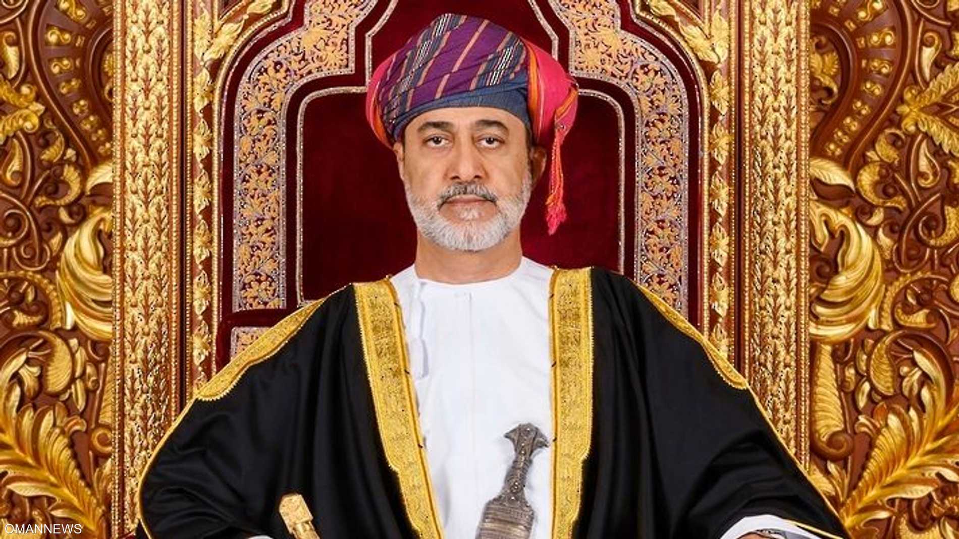 سلطان عُمان يستنكر "الاستهدافات الإيرانية المستمرة" 