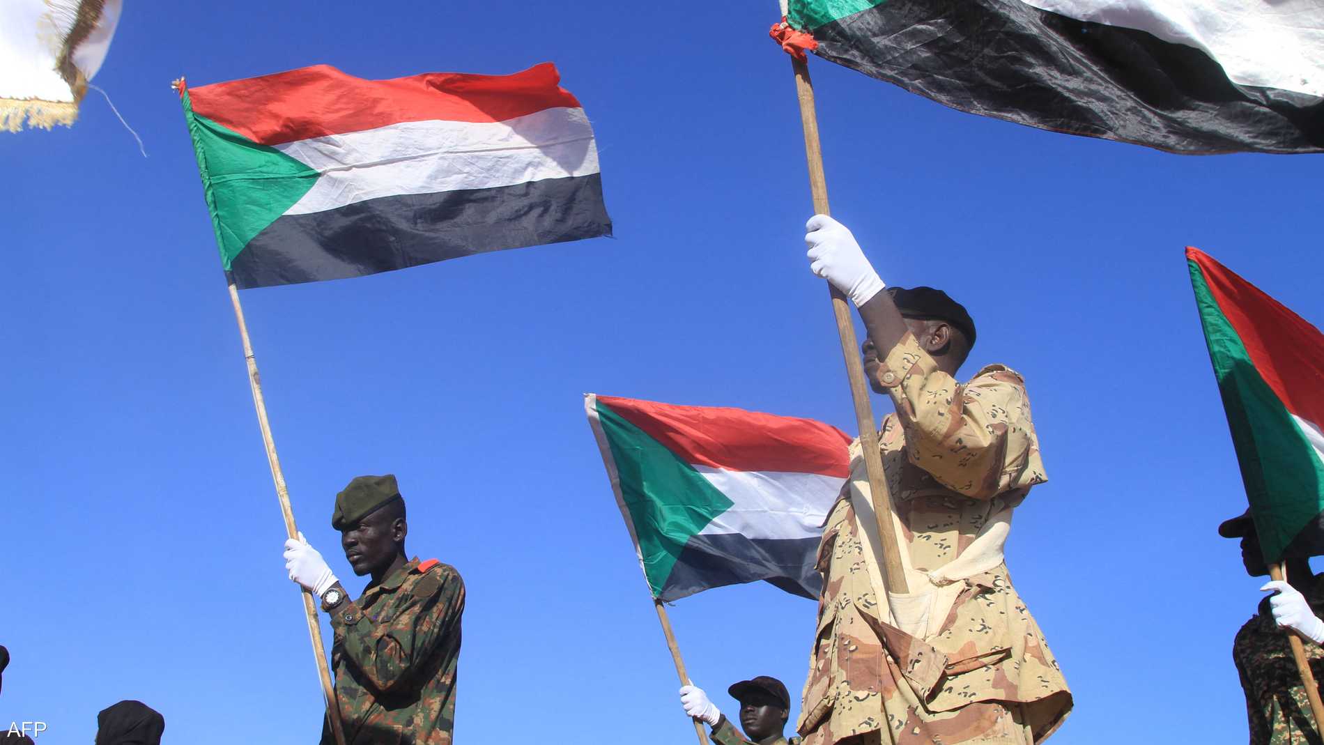 تصنيف الإخوان "جماعة إرهابية" يربك حسابات الجيش السوداني 