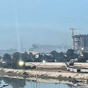 دخان يتصاعد من السفارة الأميركية في بغداد