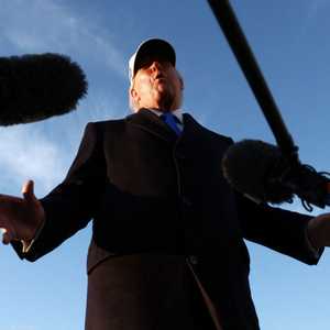 ترامب قال إن إيران "هزمت تماما"