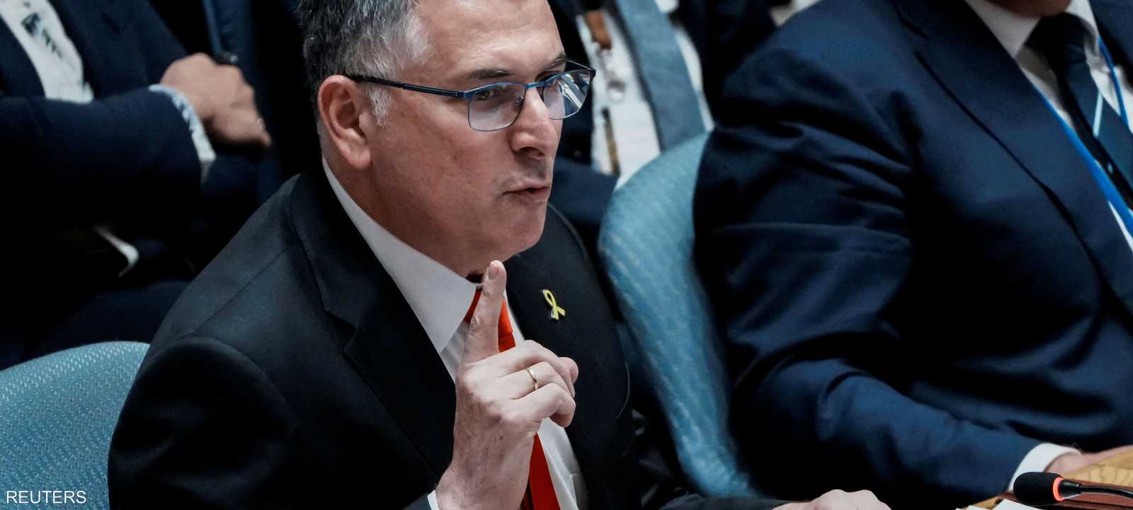 ساعر طالب لبنان بالضغط على حزب الله