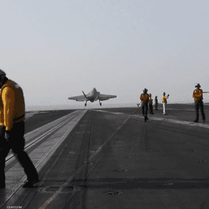 سنتكوم تنشر فيديو لـ"أبراهام لينكولن"