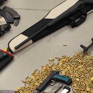 أسلحة ضبطت مع الجماعة الإرهابية