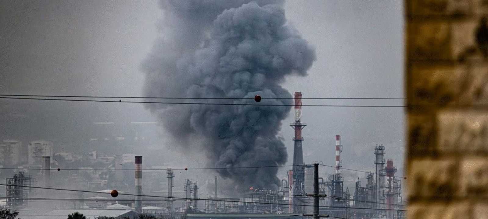 صاروخ أصاب مصفاة حيفا في إسرائيل