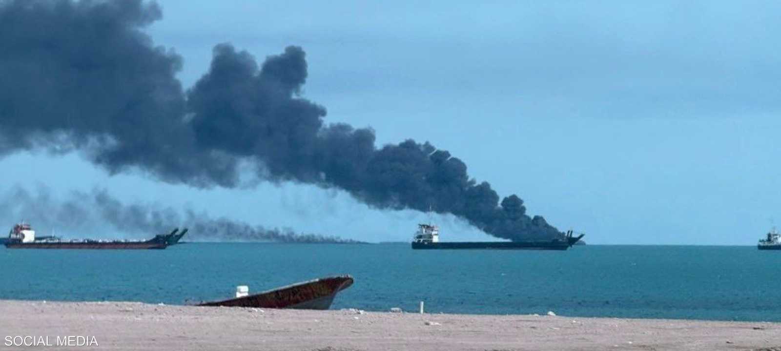 صور متداولة لناقلات نفط إيرانية تحترق