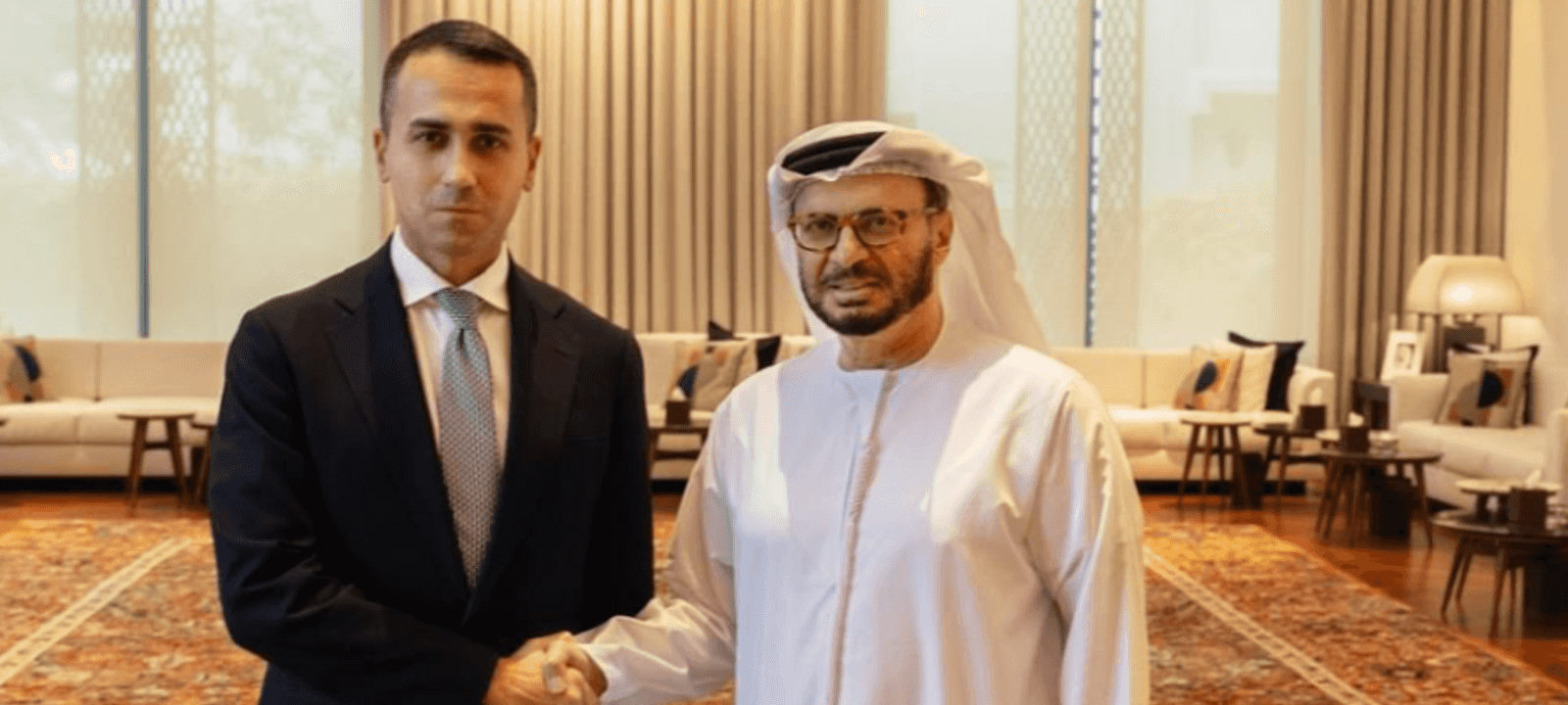 أنور قرقاش ولويجي دي مايو