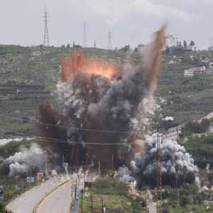 القوات الإسرائيلية قصفت "جسر القاسمية" جنوبي لبنان