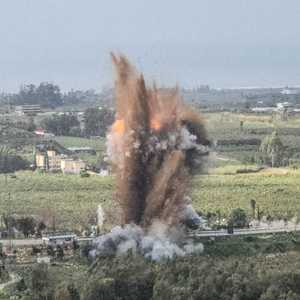 إسرائيل تشن غارات لتدمير عدد من الجسور جنوب لبنان