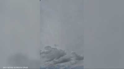 صواريخ إيرانية تضرب إسرائيل.. وصفارات الإنذار تدوي بتل أبيب