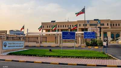 الكويت.. شظايا تخرج 7 خطوط كهرباء عن الخدمة