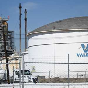 مصفاة فاليرو في بورت آرثر - أرشيفية