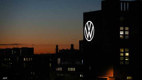 شركة فولكسفاغن تتجه للانخراط في الصناعات الدفاعية