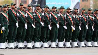 مقتل قائد البحرية الإيرانية بهجوم إسرائيلي