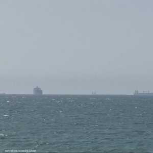 هل يوافق ترامب على إبقاء مضيق هرمز تحت سيطرة إيران؟