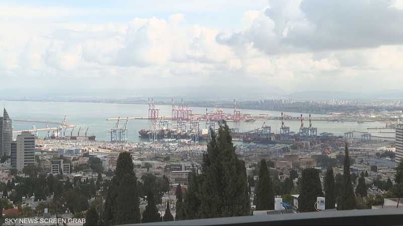 سقوط شظايا صواريخ في وسط وشمال إسرائيل بعد هجوم إيراني