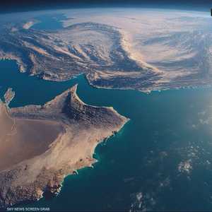 انفجارات قرب جزيرة خرج