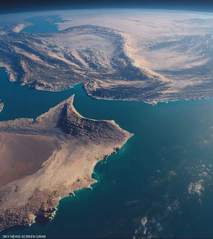 انفجارات قرب جزيرة خرج