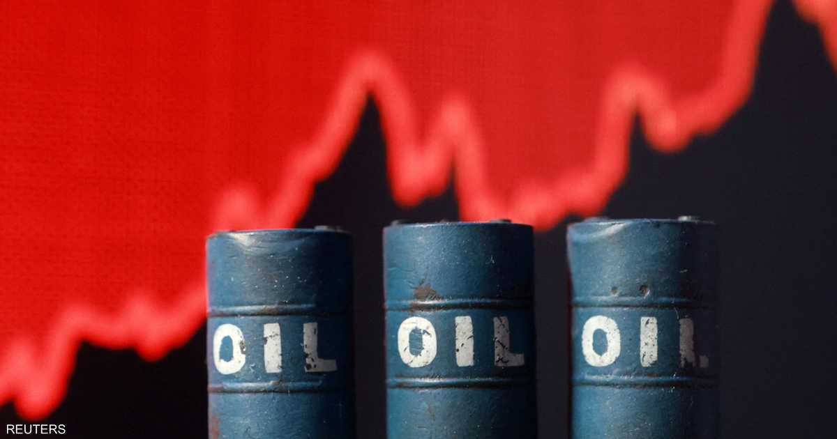 Oil nears $97 as markets wait
