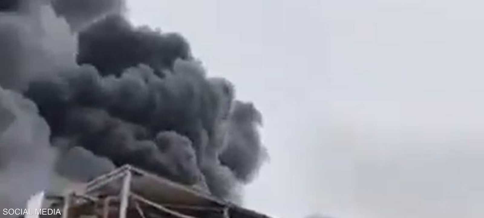 إسرائيل حذرت من الاقتراب من منطقة صناعية أصيبت بصواريخ