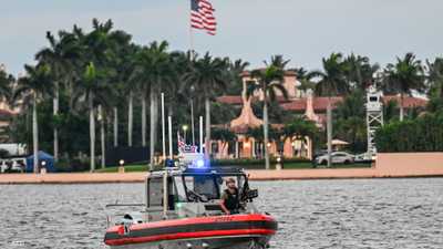 طائرة تخترق منطقة حظر الطيران قرب مقر إقامة ترامب