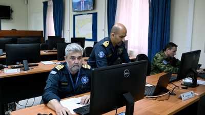 بعد تهديد الحوثي.. قائد "أسبيدس" يكشف الوضع في باب المندب