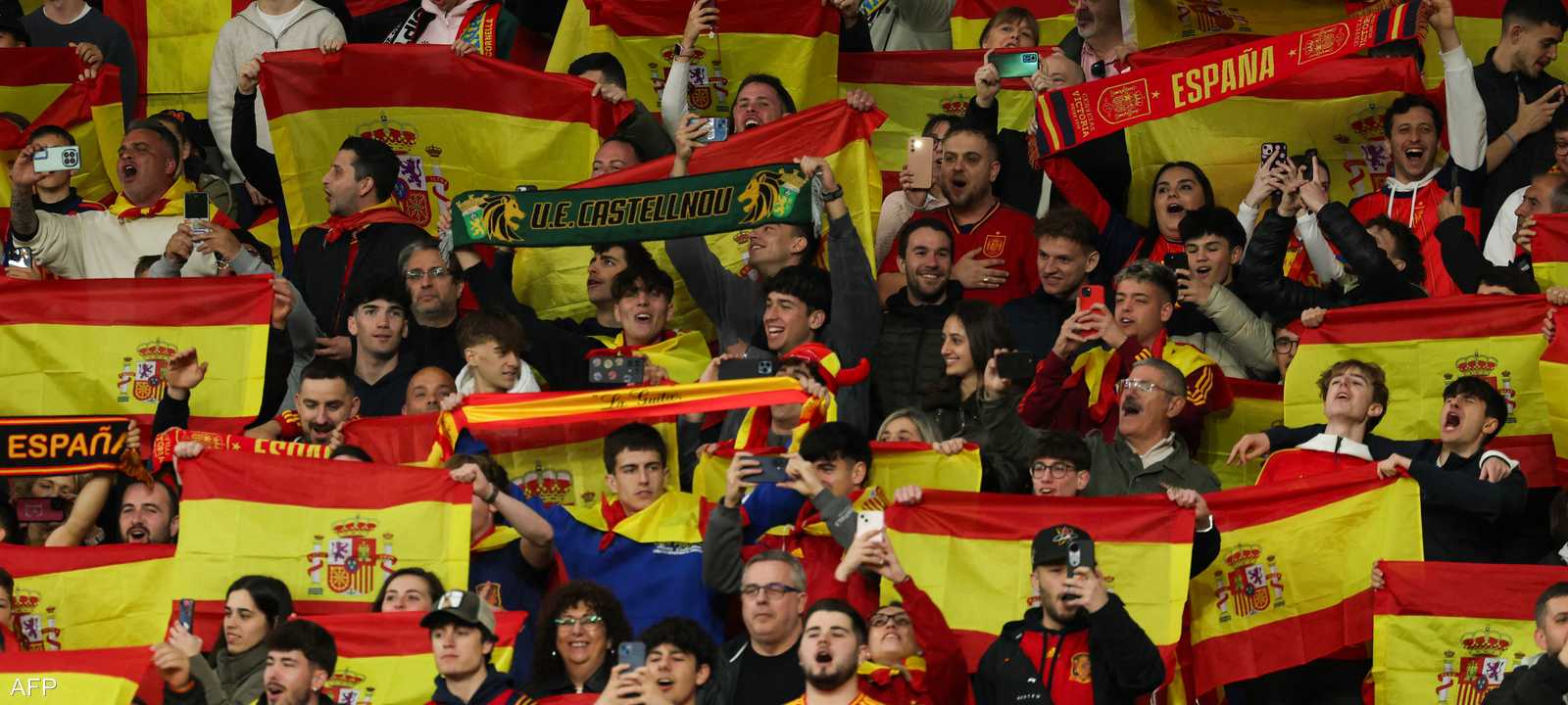 ردد بعض مشجعي إسبانيا هتافات عنصرية خلال مواجهة مصر