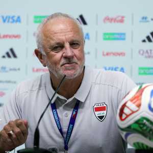 مدرب منتخب العراق الأسترالي جراهام أرنولد